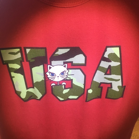 Sleeveless T Shirt - Picture 2 of 5